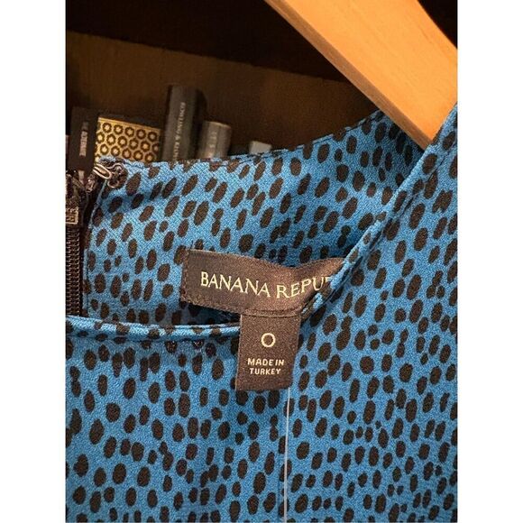NWT Banana Republic Blue & Black Animal Print Sheath Mini Dress Size 0 MSRP $149 - Picture 4 of 8